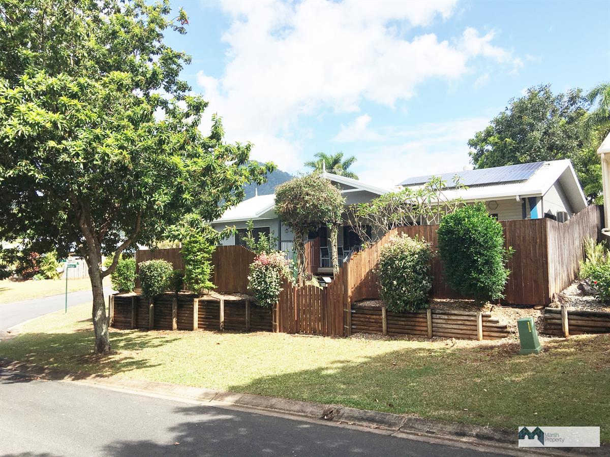Spectacular Mountain Views - Pool + Solar