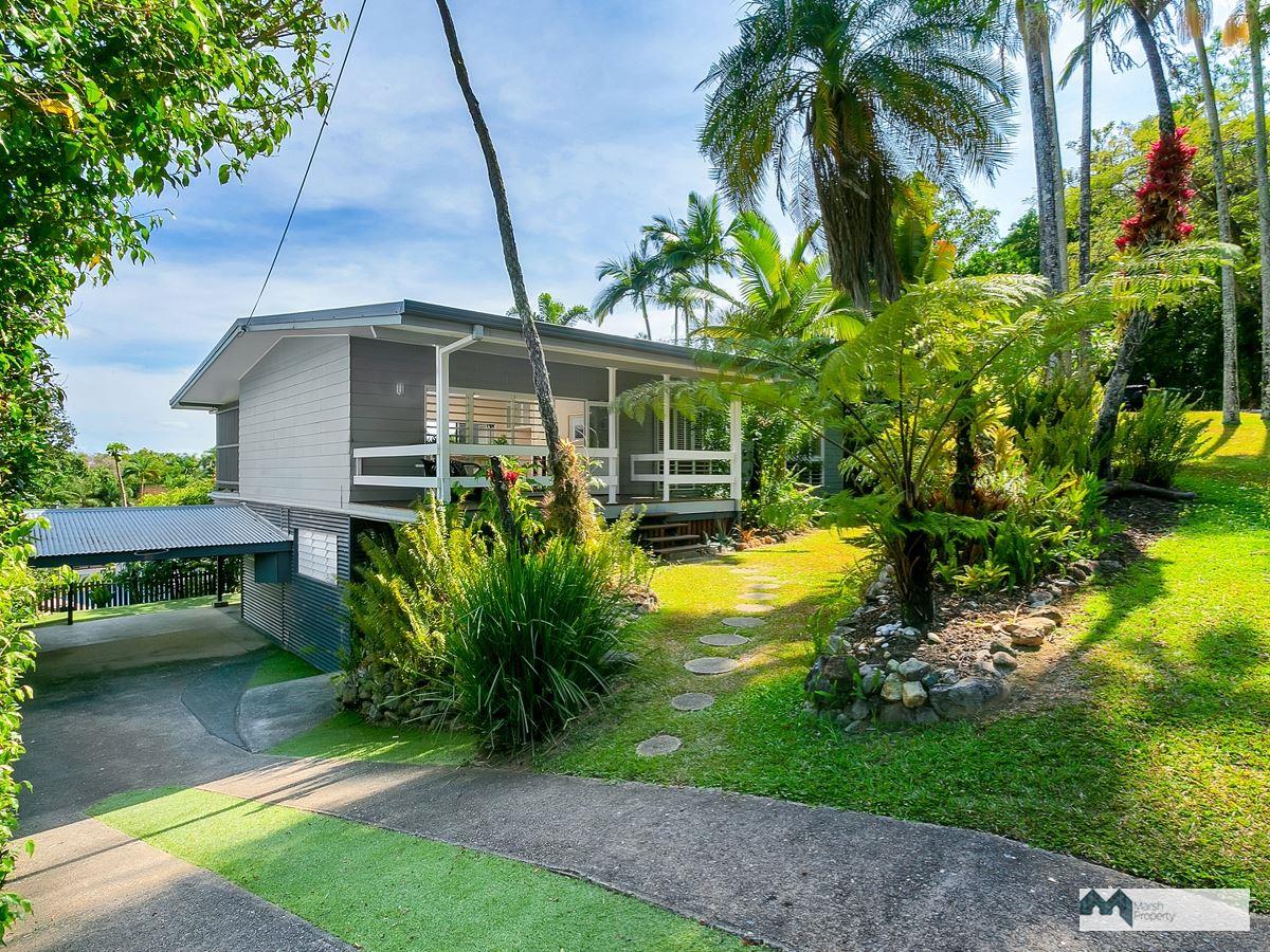 Peaceful Stylish Family Living In Leafy Freshwater