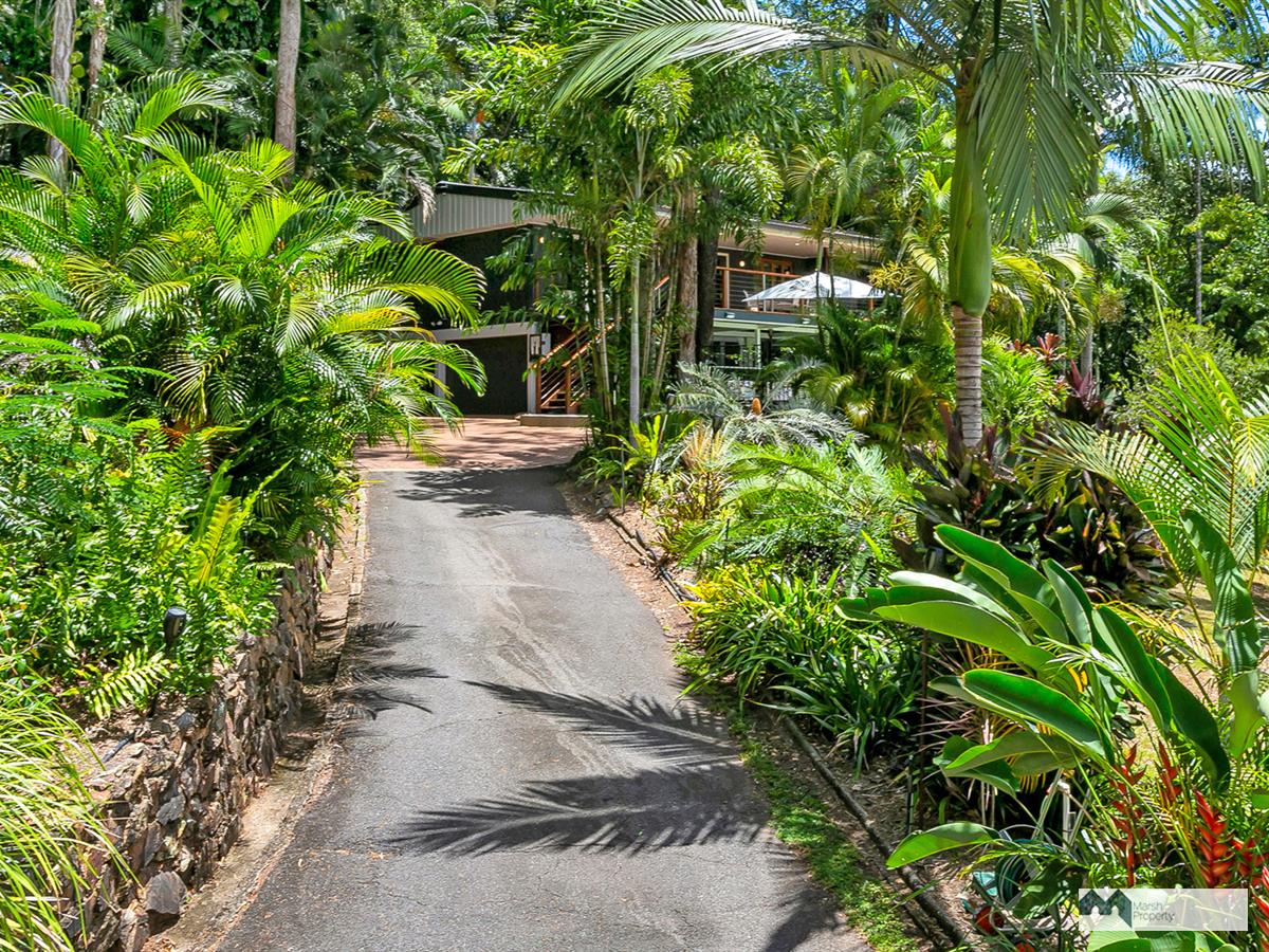 A Tropical Lifestyle To Fall In Love With