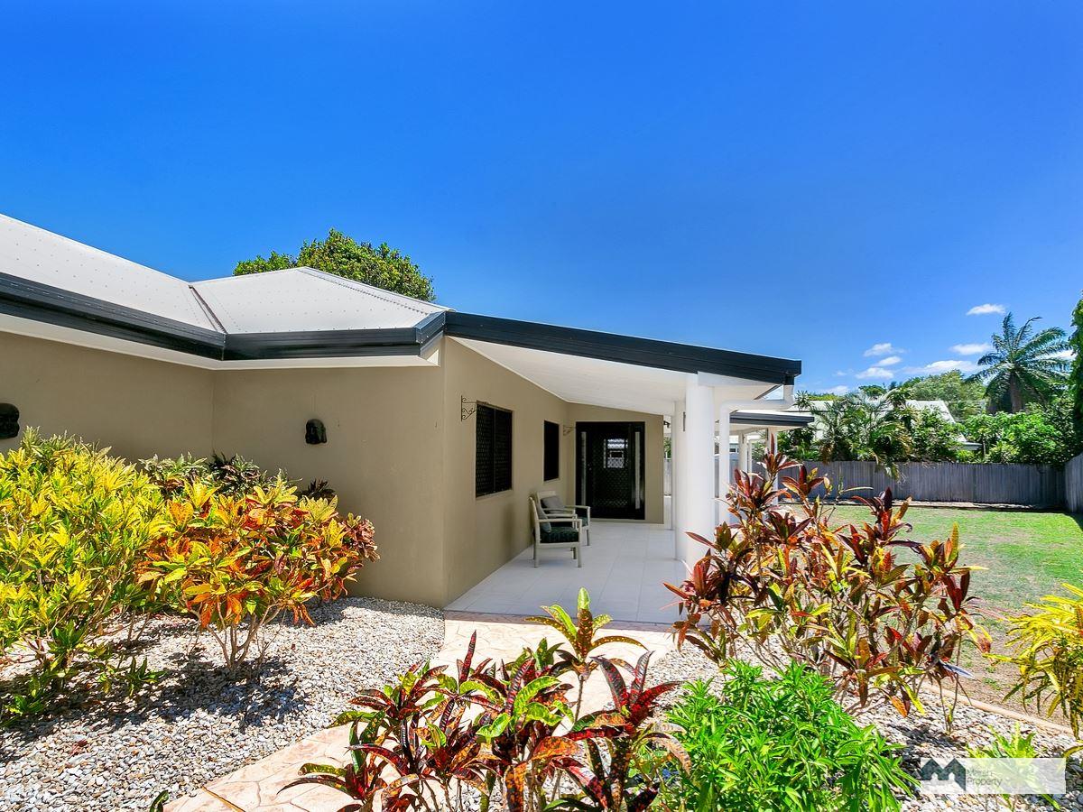 Just Reduced To Sell Be Very Quick!!