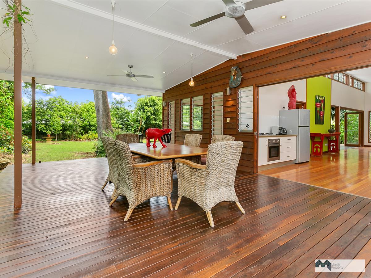 Award Winning Home On Large Private Northern Beaches Block