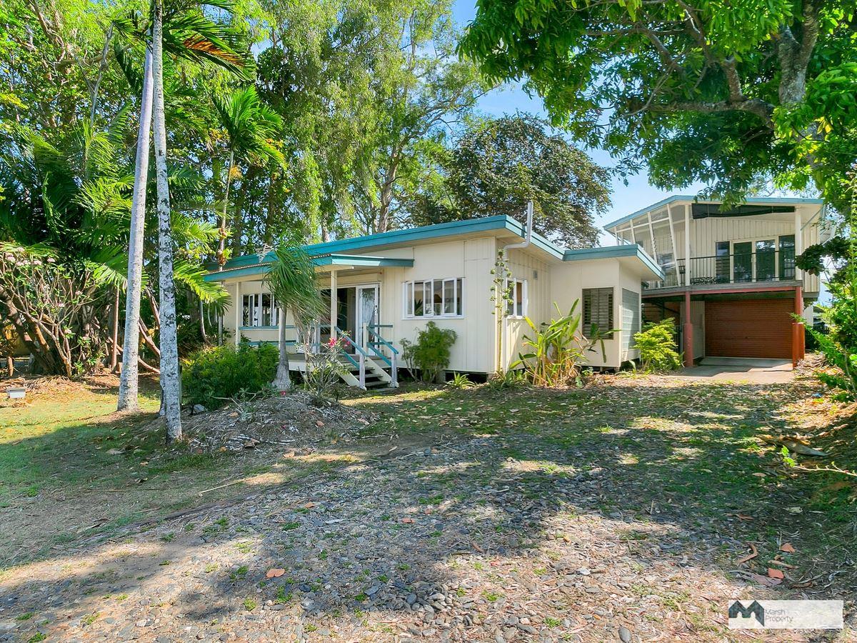 Mid Century, Post Modernist Architecture With Heart & Soul + A Fully Self Contained, Elevated Studio Flat