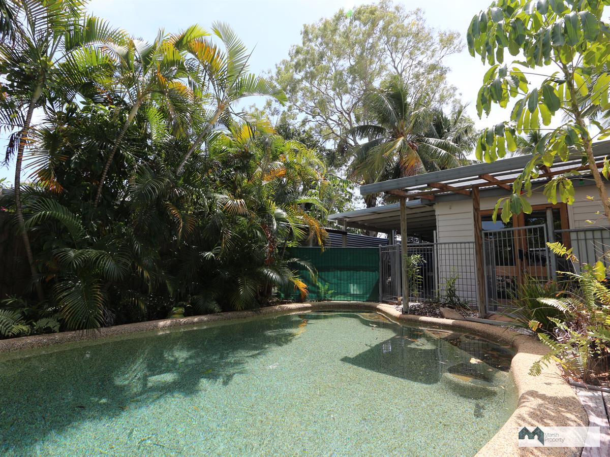 Beach Hut On O'shea Esplanade