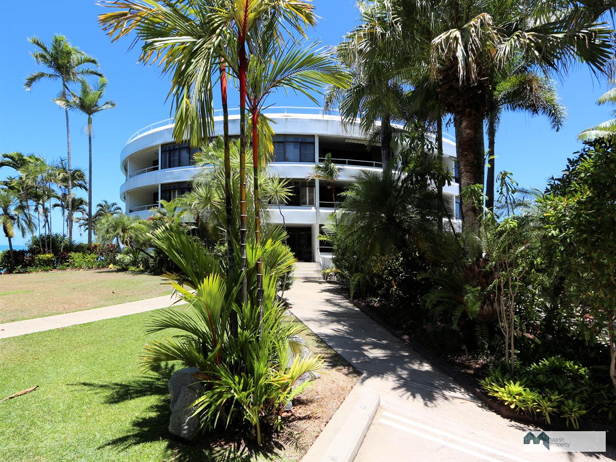 One Bedroom Apartment With Ocean Views