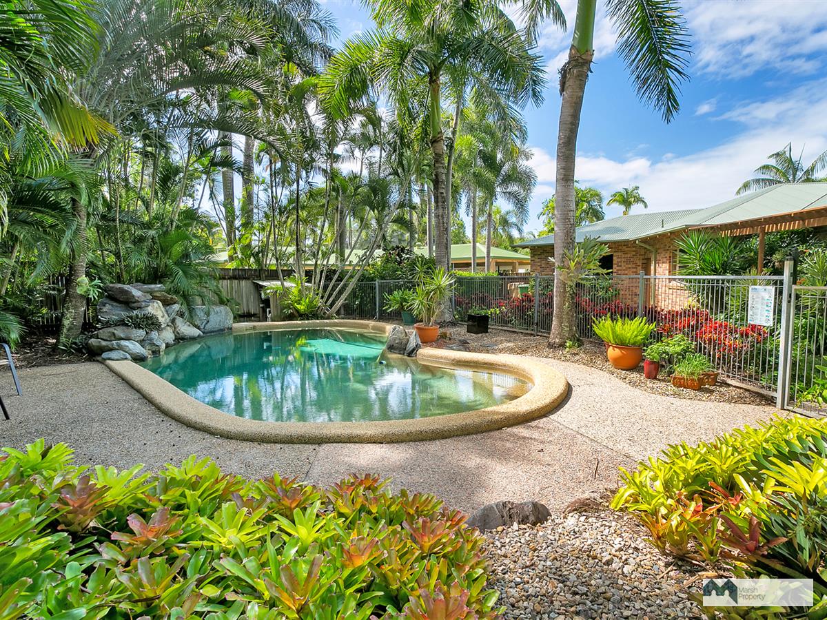 Rock Solid, Classic Clifton Beach