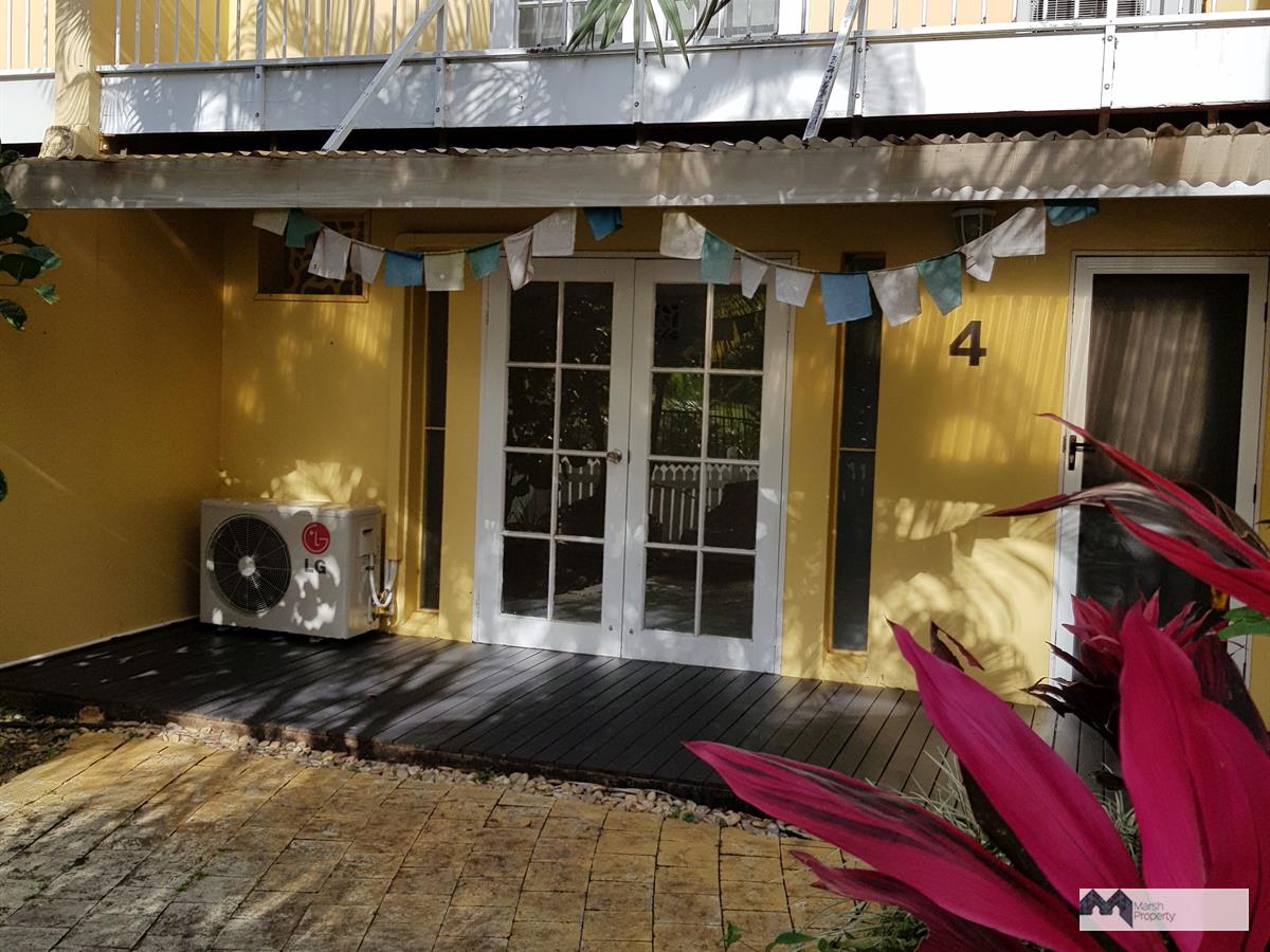 Charming Townhouse In Leafy Freshwater