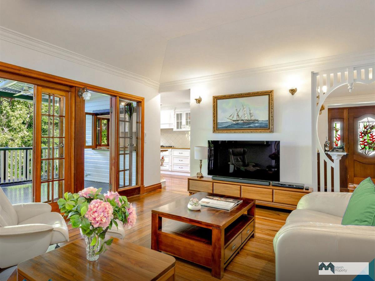 Stunning Historical Stratford Home