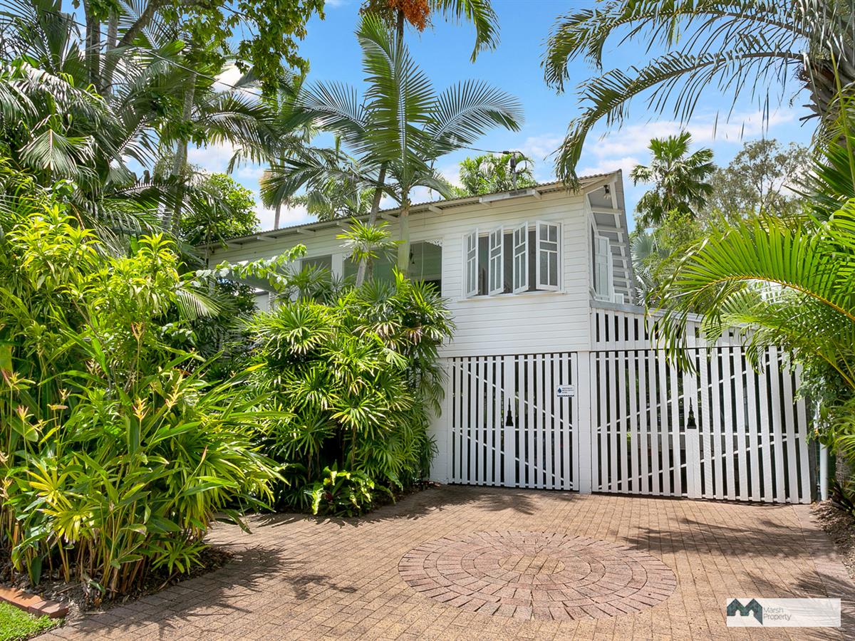Gorgeous Beachside Queenslander