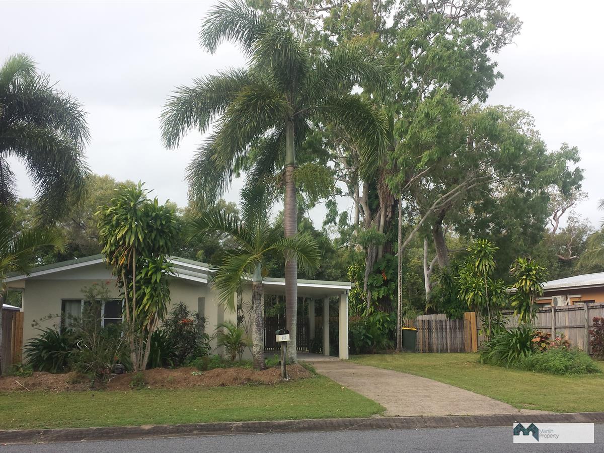 Low Maintenance Home In Holloways