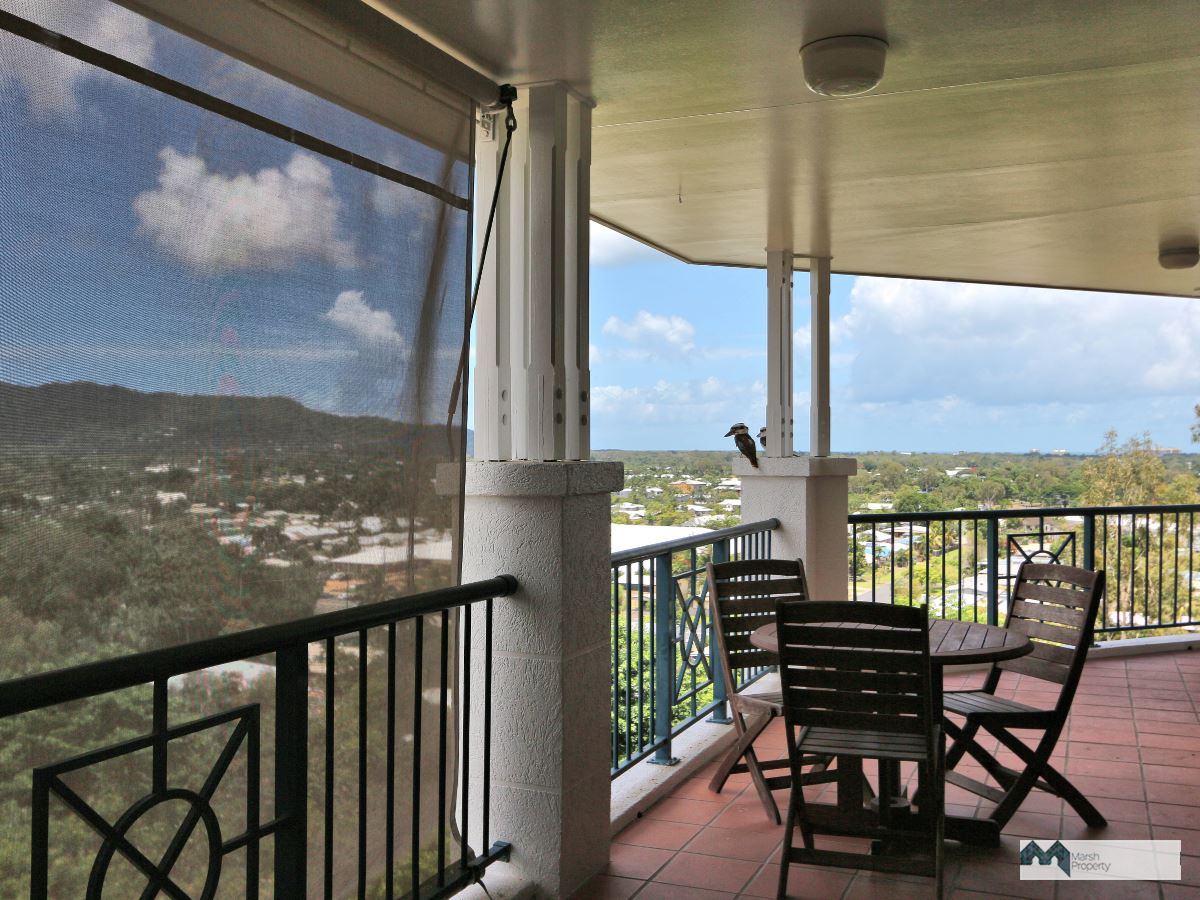 Top Floor 3 Bedder In The Iconic ‘house On The Hill’ Complex