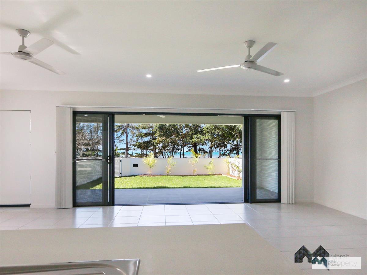 Beachfront Lifestyle At Holloways Beach