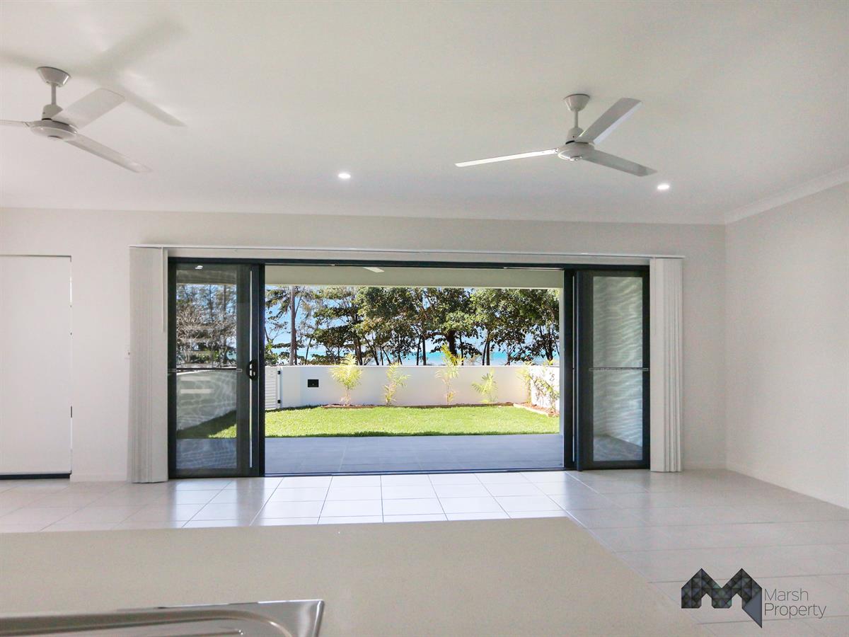 Beachfront Lifestyle At Holloways Beach