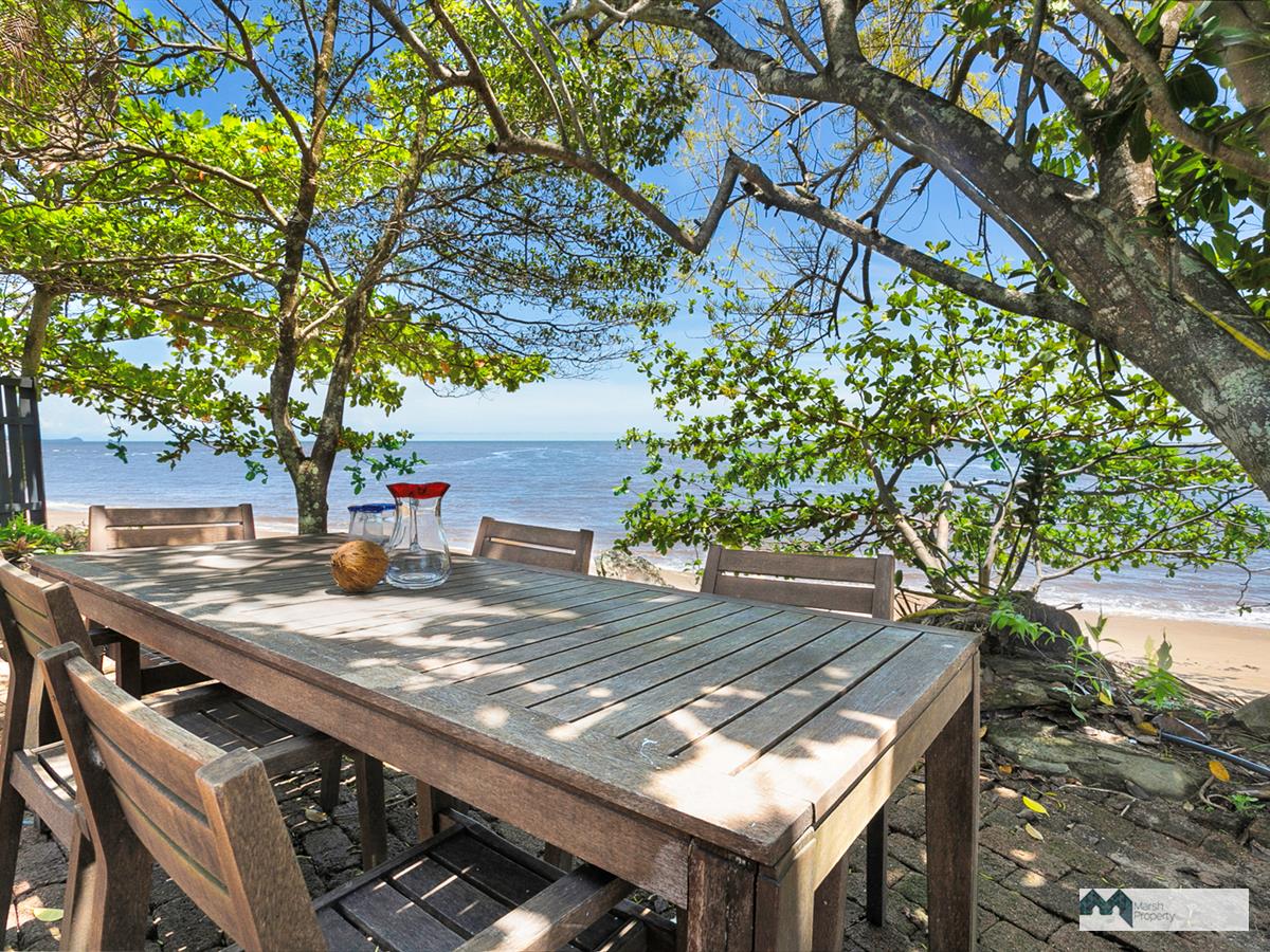 Rare Absolute Beachfront Cottage