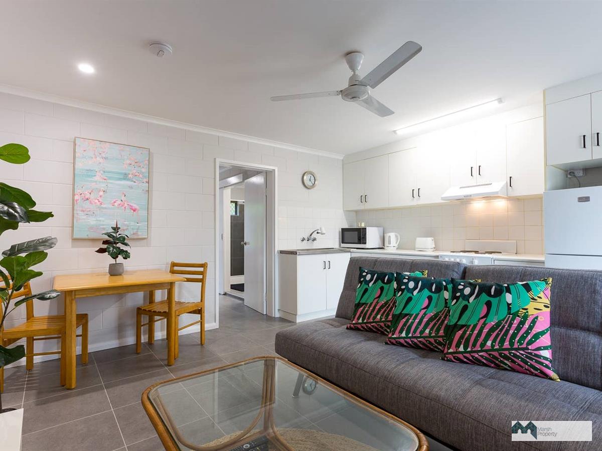 Fully Furnished 1 Bedroom Tropical Oasis