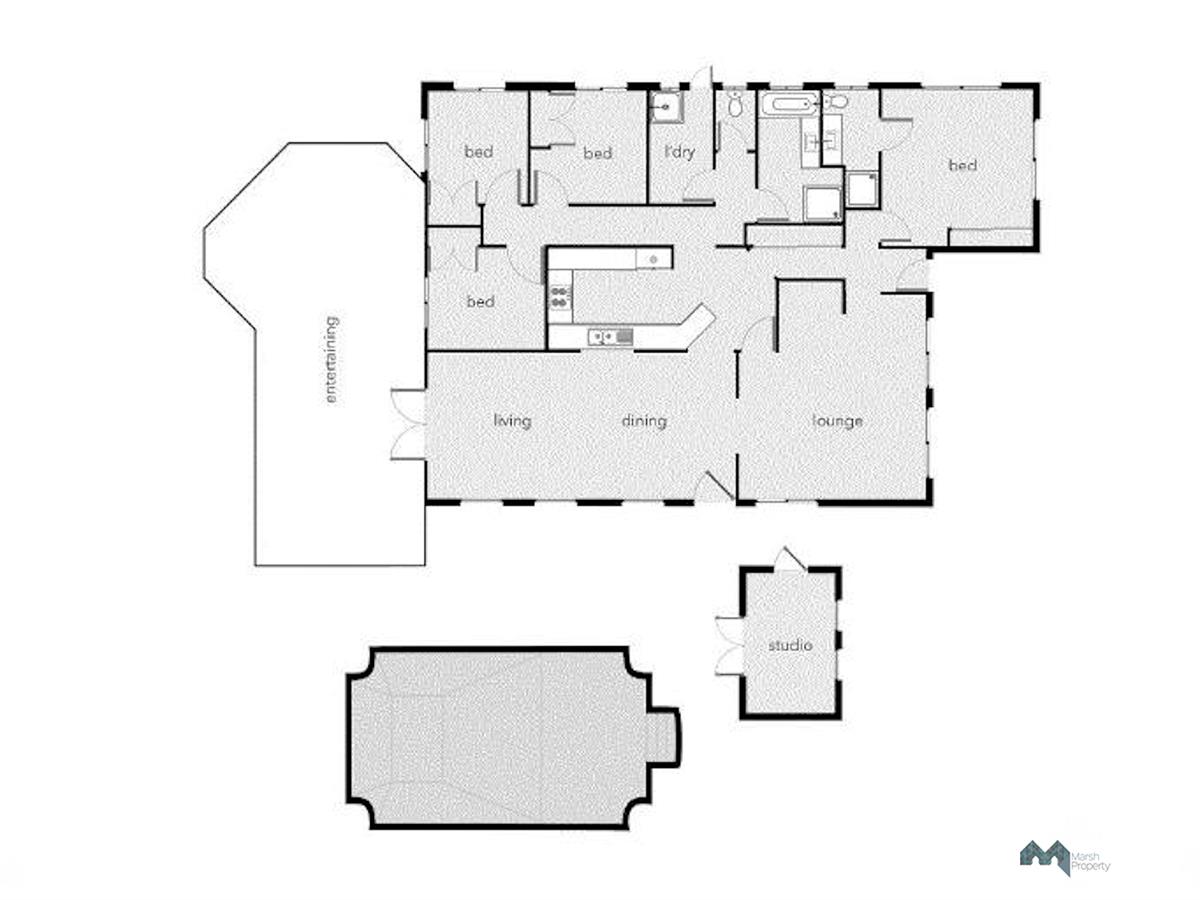 8 Mark Close, Holloways Beach - Thumbnail 4
