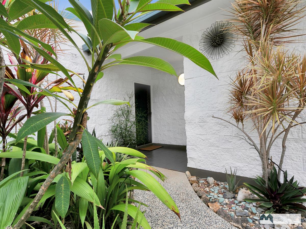 Privacy Overlooking Parkland