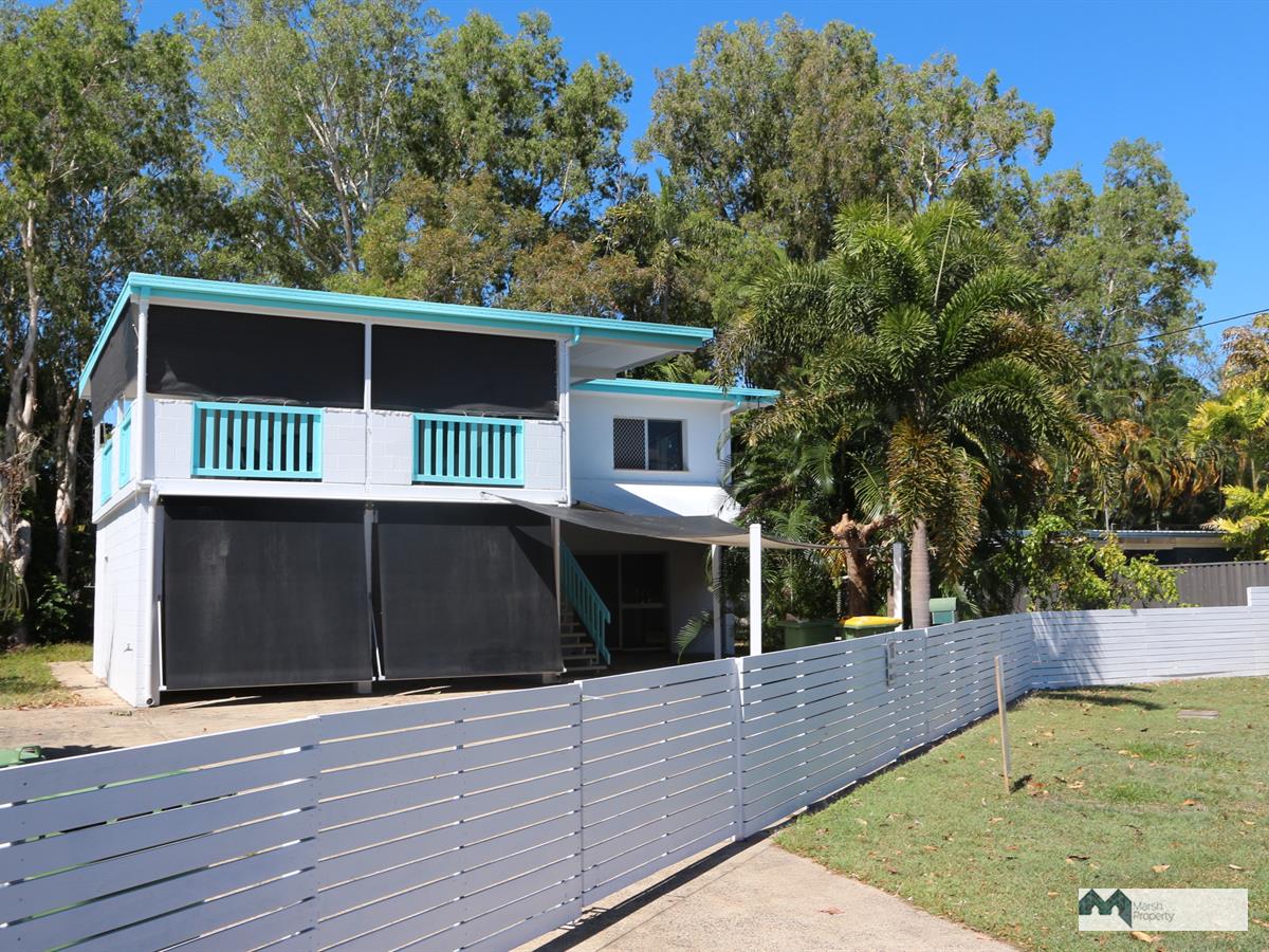 Spacious Duplex In Holloways Beach